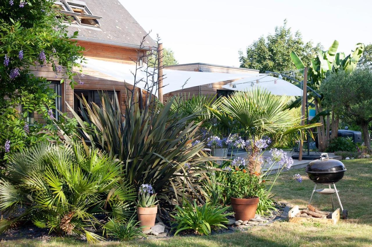 L'Oustaou Du Bodo Bed & Breakfast Ambon Екстериор снимка