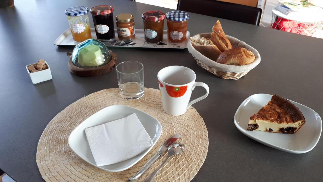 L'Oustaou Du Bodo Bed & Breakfast Ambon Екстериор снимка
