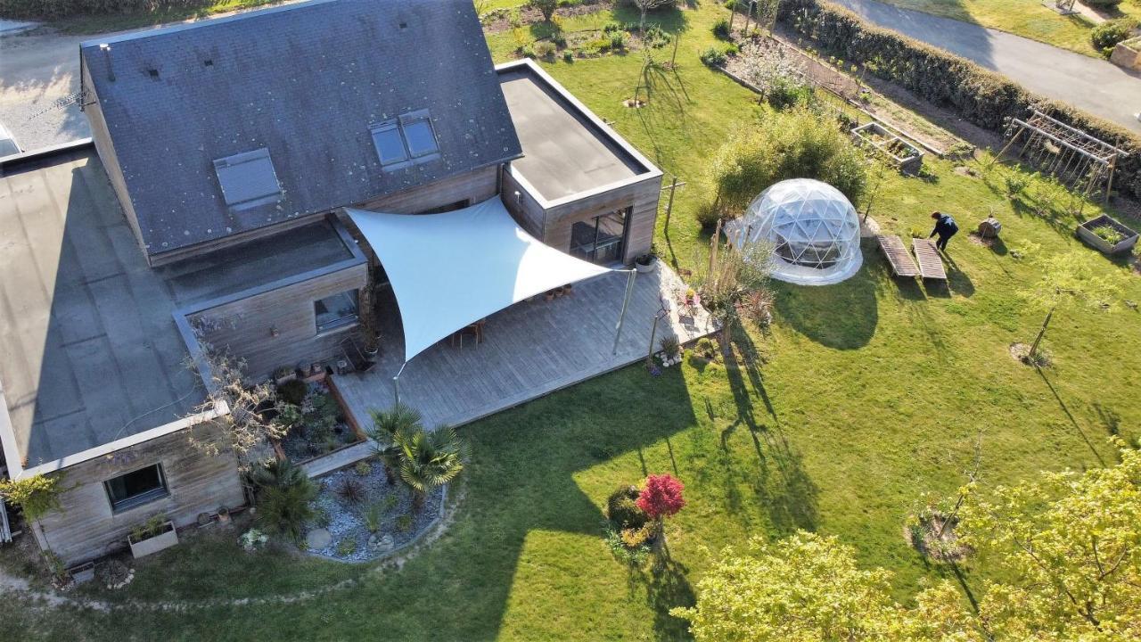 L'Oustaou Du Bodo Bed & Breakfast Ambon Екстериор снимка