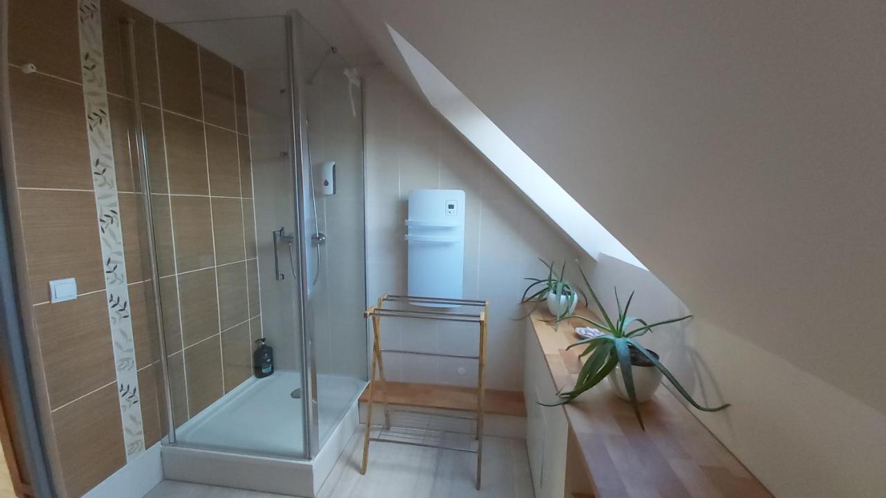 L'Oustaou Du Bodo Bed & Breakfast Ambon Екстериор снимка